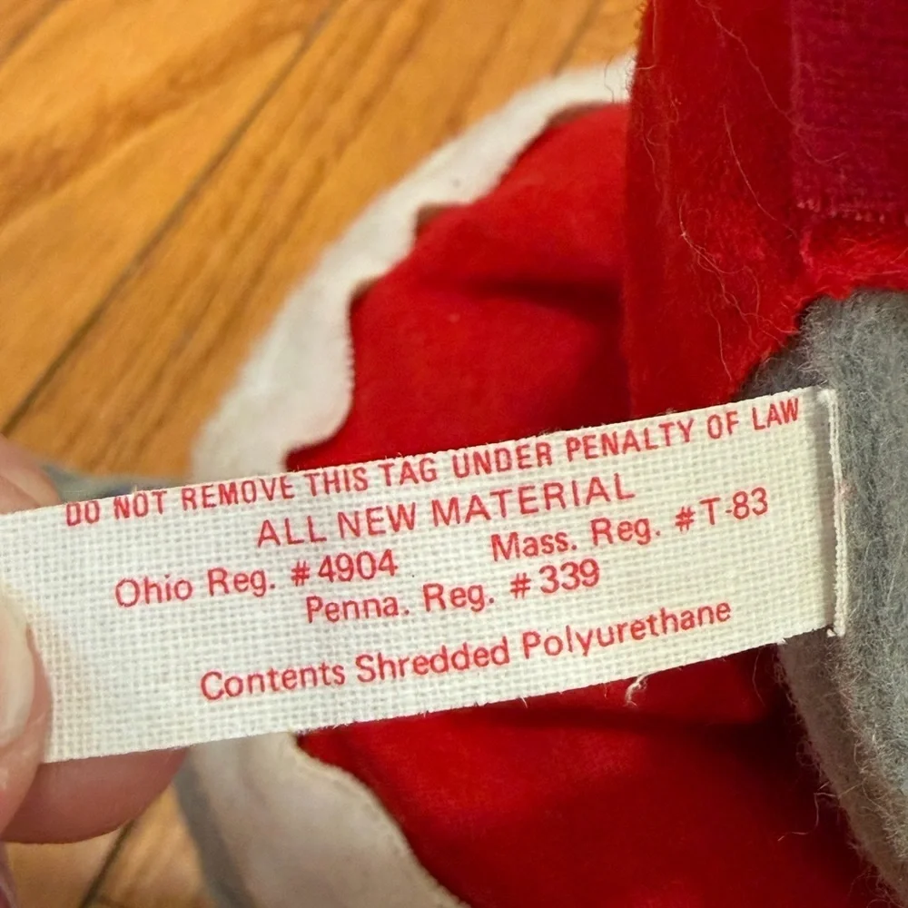 Annalee mobalite poseable gray mouse muff Christmas decor jacket coat red 1971